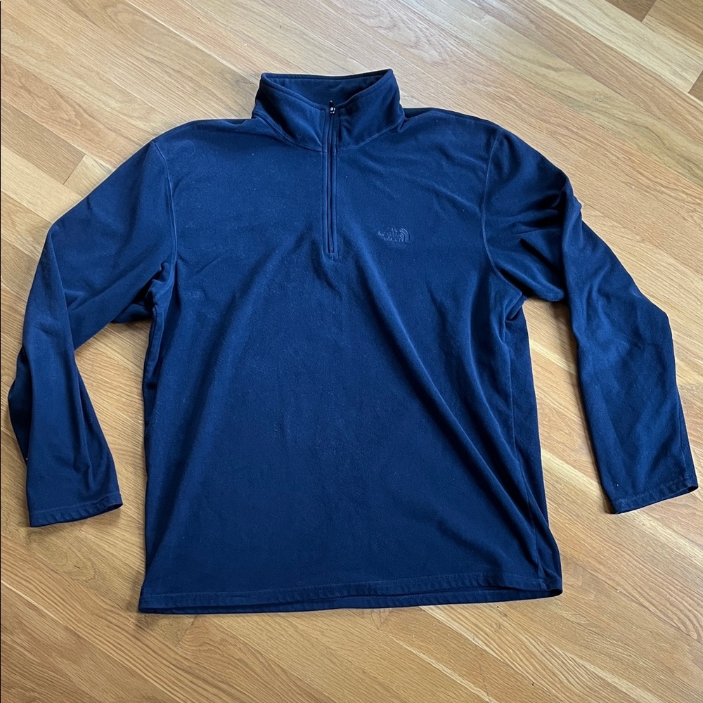 The North Face Navy Blue Men’s Quarter Zip Fleece